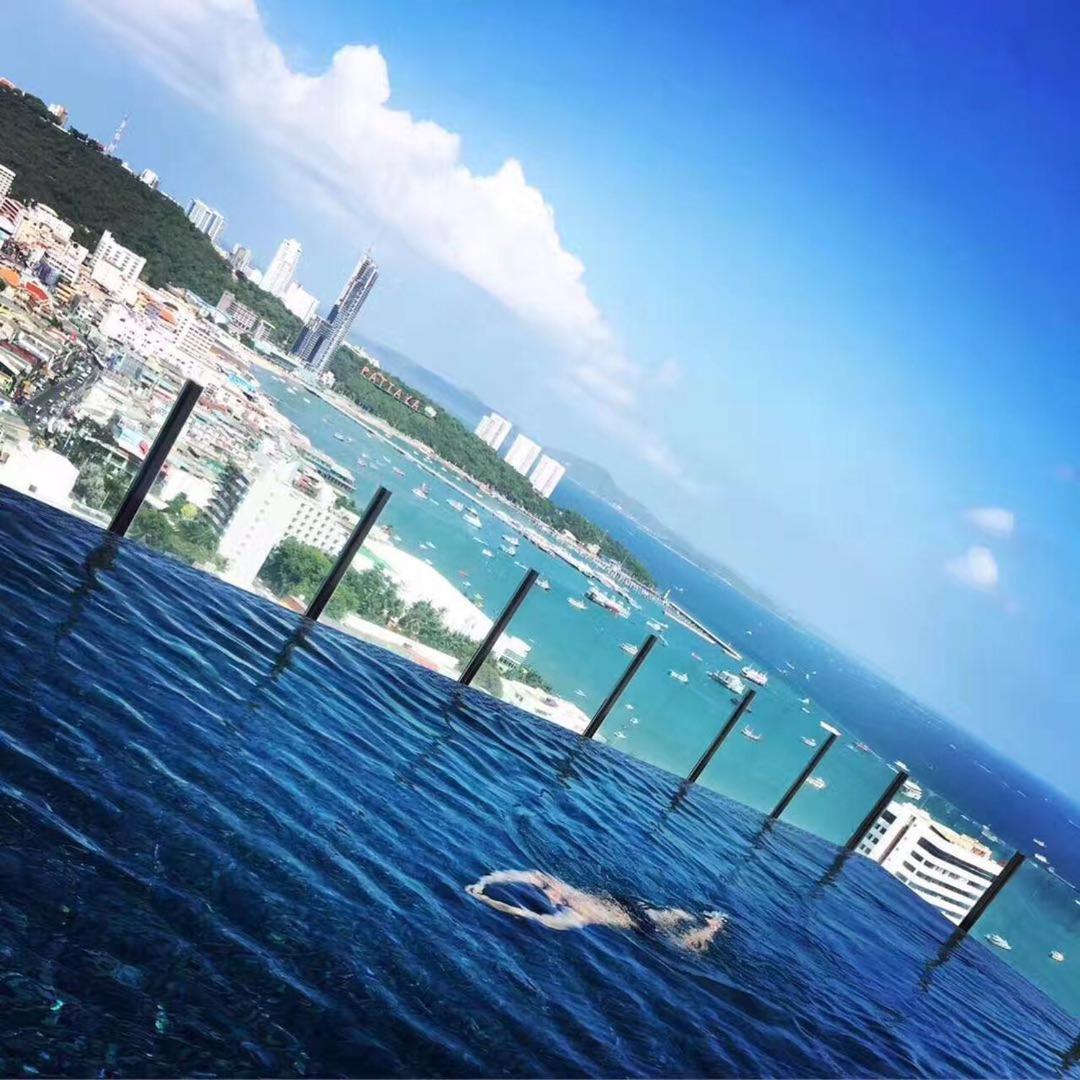 The Base Central Pattaya Exterior foto